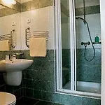 Casa de hóspedes Boulevard Panzió - Self Check-in Budapeste