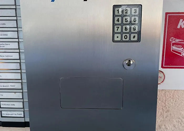 Πανσιόν Boulevard Panzio - Self Check-in