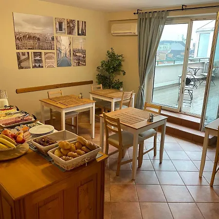 Guest house Boulevard Panzio - Self Check-in 3*