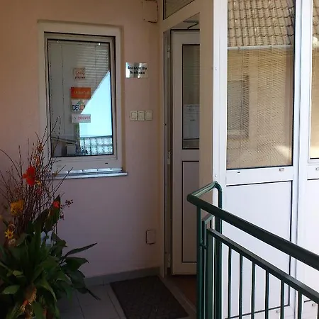 Boulevard Panzio - Self Check-in Vendégház 3*