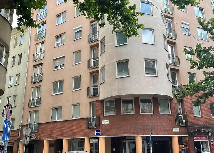 Boulevard Panzio - Self Check-in 3*
