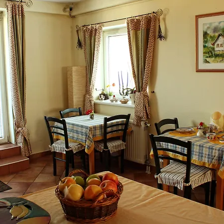 Boulevard Panzio - Self Check-in 3* Budapest