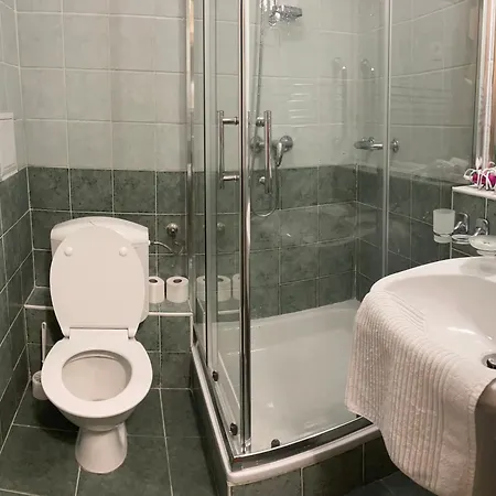 Boulevard Panzió - Self Check-in 3*